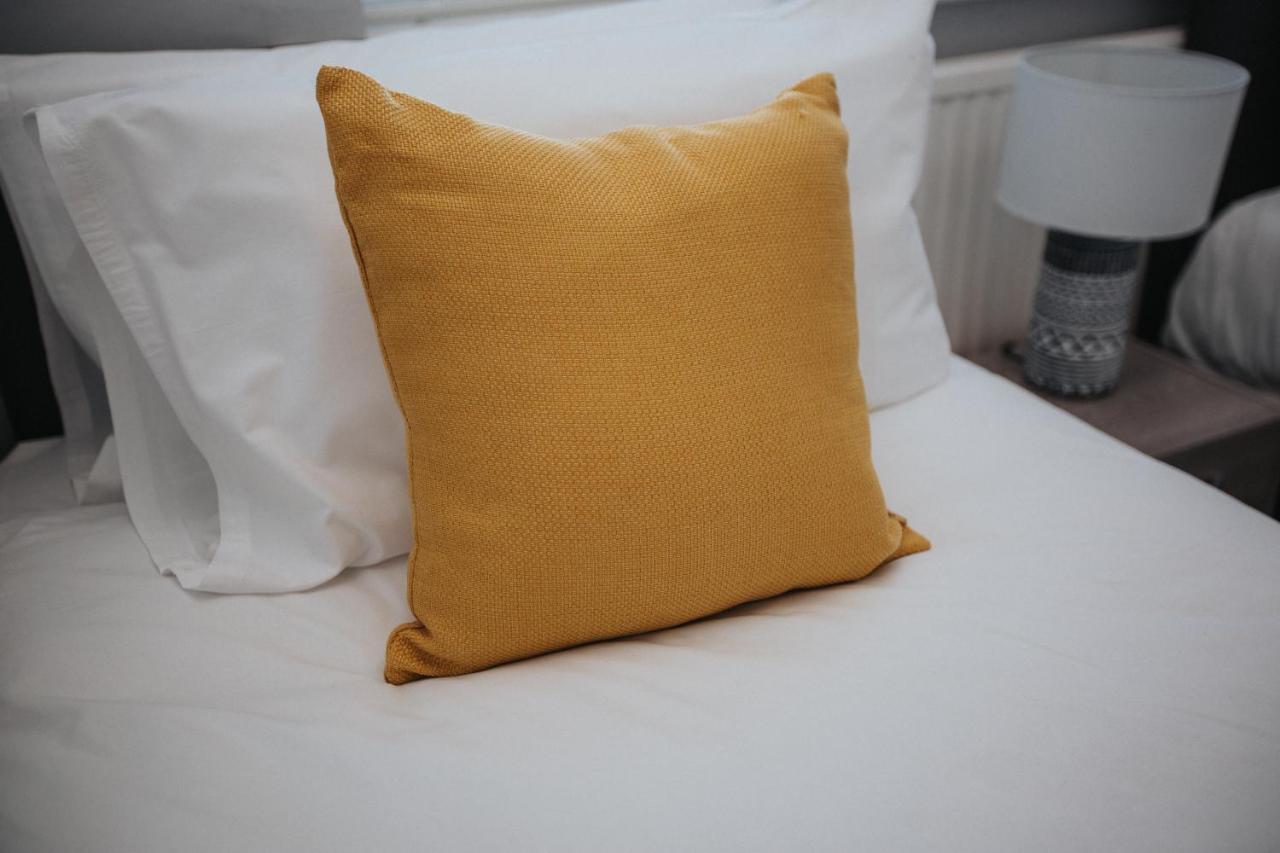 Curlew - 3 Bedrooms Wi-Fi, Parking, Contractors Thornton  Exteriör bild