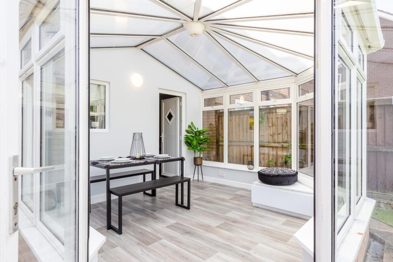Curlew - 3 Bedrooms Wi-Fi, Parking, Contractors Thornton  Exteriör bild