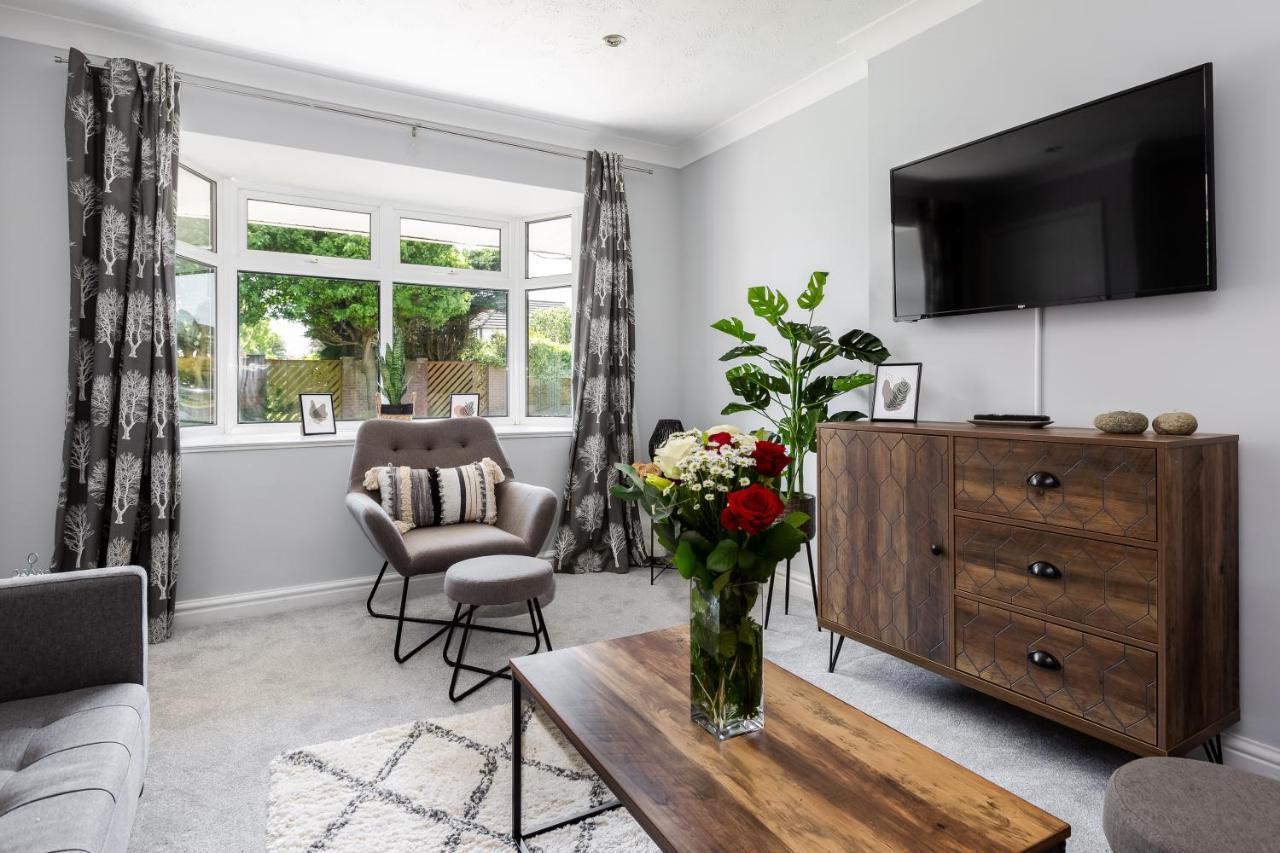 Curlew - 3 Bedrooms Wi-Fi, Parking, Contractors Thornton  Exteriör bild