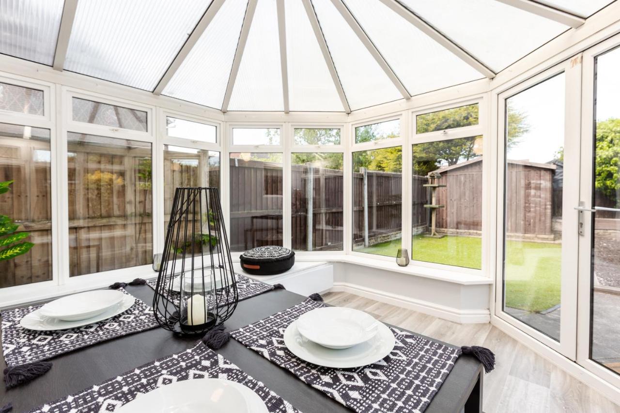 Curlew - 3 Bedrooms Wi-Fi, Parking, Contractors Thornton  Exteriör bild